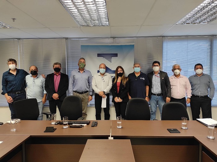 Dirigentes durante reunião em Brasília. Foto: Divulgação/Ipem-MG