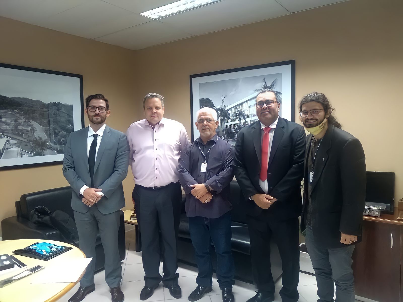 Diretor-geral do Ipem-MG durante reunião no Inmetro, em Xerém (RJ). Foto: Divulgação / Ipem-MG