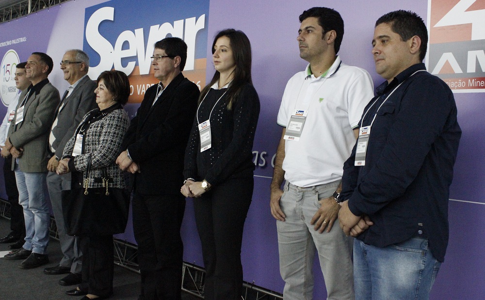 Direita para esq. Luiz Marcelo (Pouso Alegre), Helder (Passos), Karina (Varginha) e Sette. Foto: Fernanda Toussaint / Ipem-MG